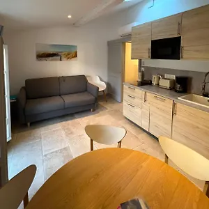 Appartement In Arles: De L'amphitheatre, Arles